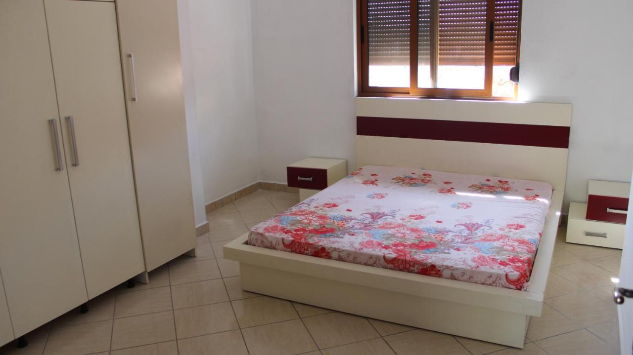 Bledi'S Comfy Apartment In New Blvd / Free Parking Tirana Exterior foto